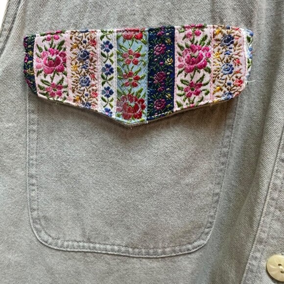 Vintage Cambridge Country Store Embroidered Denim Shirt Western Cowgirl Size 8 - Picture 2 of 5